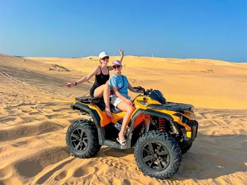Mui Ne Sand Dunes Jeep Tour with Friendly English Guide 